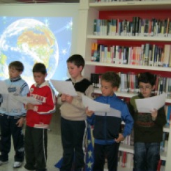 Niños de San Carlos del Valle realizan lecturas sobre astronomía